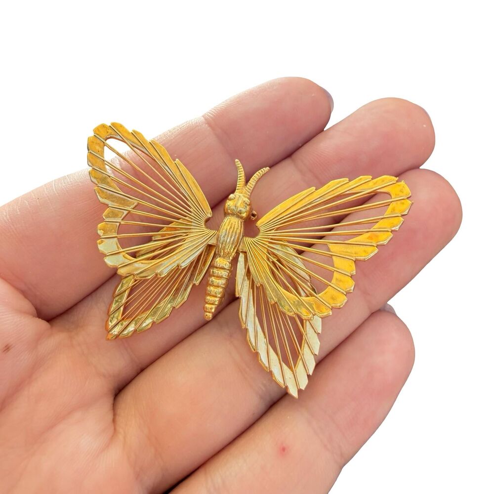Vintage Jewelry Gold Tone Monet Butterfly Brooch